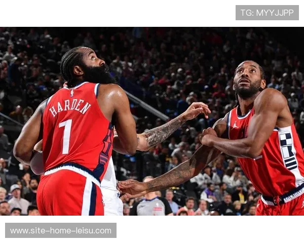 快船面对火箭末节进攻效率下滑，防守强度不足导致失利