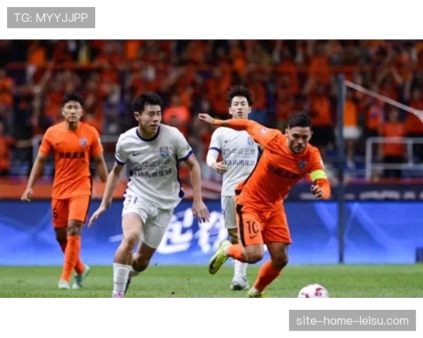 天津津门虎两度领先遭逆转 季胜攀手球送点成转折